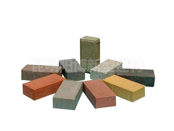 生態透水磚原材料是什么？昆明陽博水泥透水磚廠家來告訴你